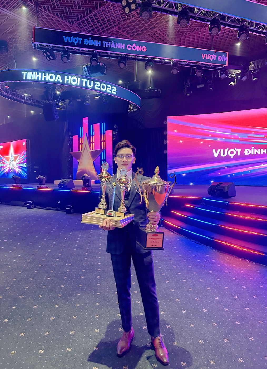 Nghề tư vấn bảo hiểm nhân thọ: Lộ trình từ 0 đến 50 triệu/tháng trong 12 tháng (kinh nghiệm thật của người Top 1)
