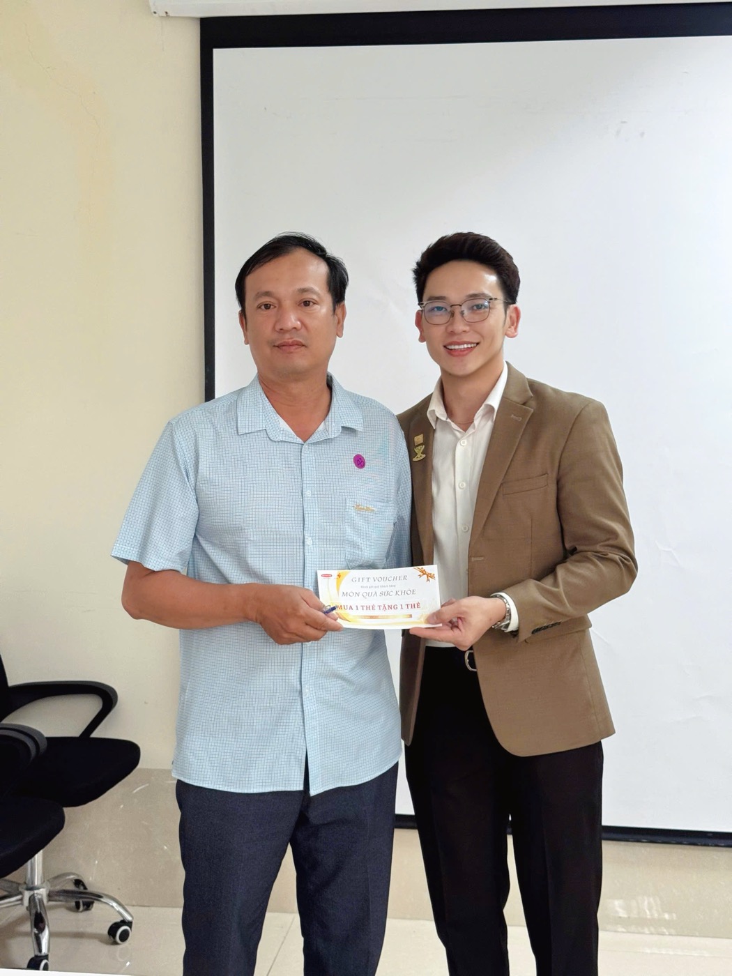 Nghề tư vấn bảo hiểm nhân thọ: Tại sao trần thu nhập vô hạn nhưng 80% bỏ cuộc?